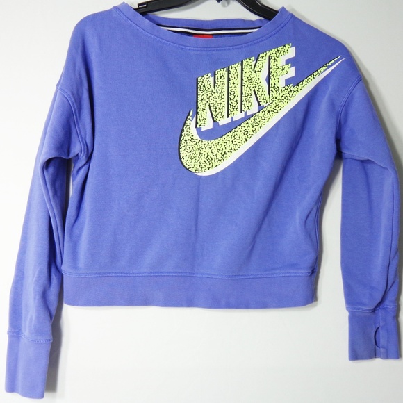 nike vintage sweater women's
